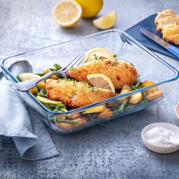 Plat à Four Rectangulaire en verre avec Poignées et Couvercle 23x15cm Plat à Four Rectangulaire en verre avec Poignées et Couvercle 23x15cm