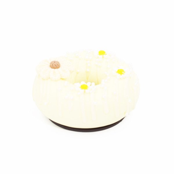 Donut Décoratif Avec Aimant 8 x 4cm Donut Décoratif Avec Aimant 8 x 4cm