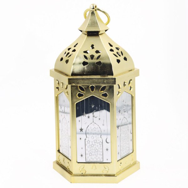 Lanterne Décorative Fanous Ramadan Métal Doré avec Lumière LED – Ambiance chaleureuse et festive Lanterne Décorative Fanous Ramadan Métal Doré avec Lumière LED – Ambiance chaleureuse et festive