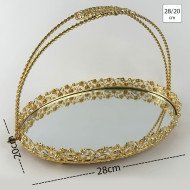 Plateau Doré Ovale avec Bordure Perlée et Poignée Arquée 28/20cm - Zey Plateau Doré Ovale avec Bordure Perlée et Poignée Arquée 28/20cm - Zey