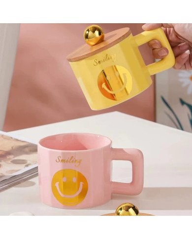 Mug Chop en Céramique avec Couvercle Design Smiling 600 ml Mug Chop en Céramique avec Couvercle Design Smiling 600 ml