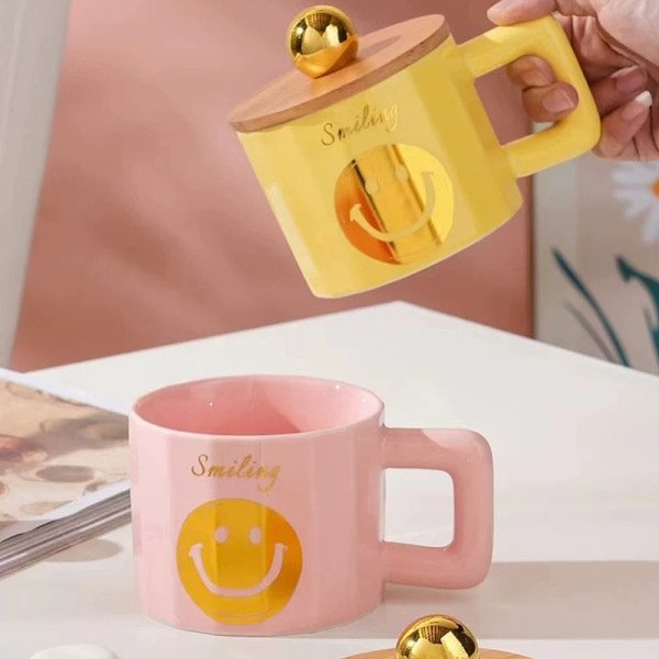 Mug Chop en Céramique avec Couvercle Design Smiling 600 ml Mug Chop en Céramique avec Couvercle Design Smiling 600 ml