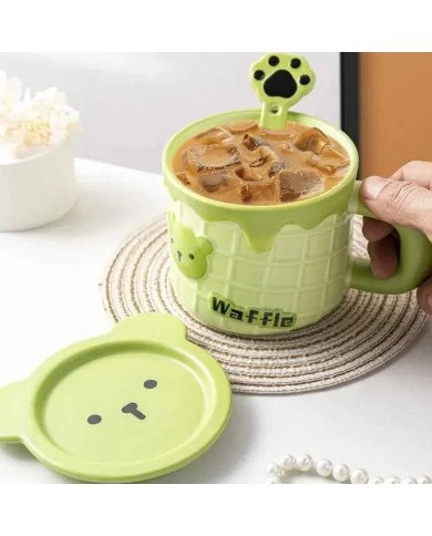 Mug Chop en Céramique avec Couvercle Sous-tasse et Cuillère Waffle 450 Mug Chop en Céramique avec Couvercle Sous-tasse et Cuillère Waffle 450