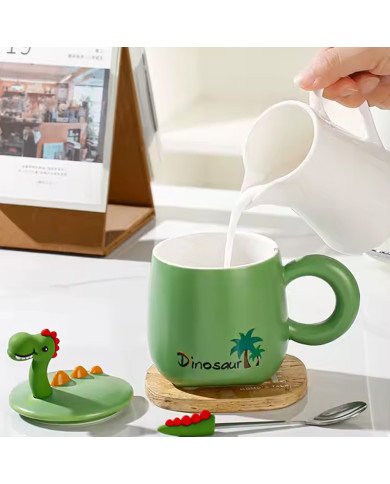 Mug Chop en Céramique Dinosaur avec Couvercle et Cuillère 450 ml Mug Chop en Céramique Dinosaur avec Couvercle et Cuillère 450 ml