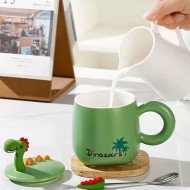 Mug Chop en Céramique Dinosaur avec Couvercle et Cuillère 450 ml Mug Chop en Céramique Dinosaur avec Couvercle et Cuillère 450 ml