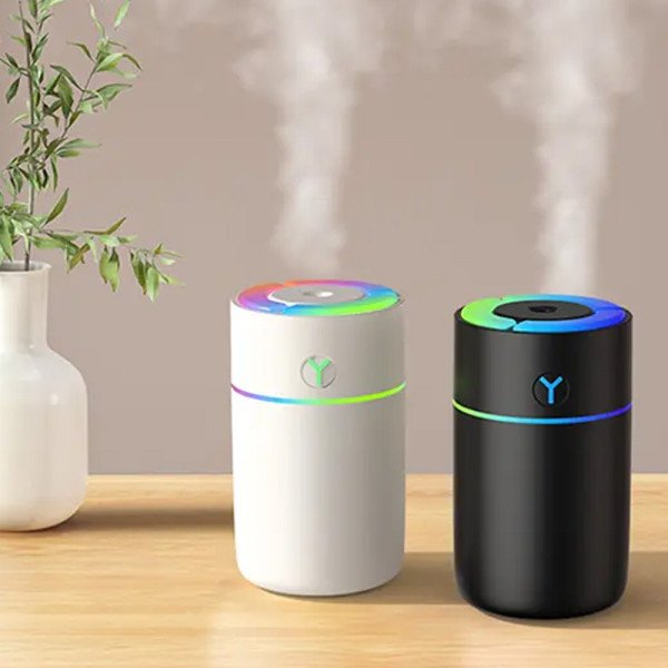 Diffuseur d'Huile Essentielle et Humidificateur d’Air LED 230 ml Diffuseur d'Huile Essentielle et Humidificateur d’Air LED 230 ml