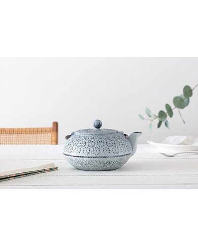 Théière en fonte blanche 1 L – Infusion longue durée